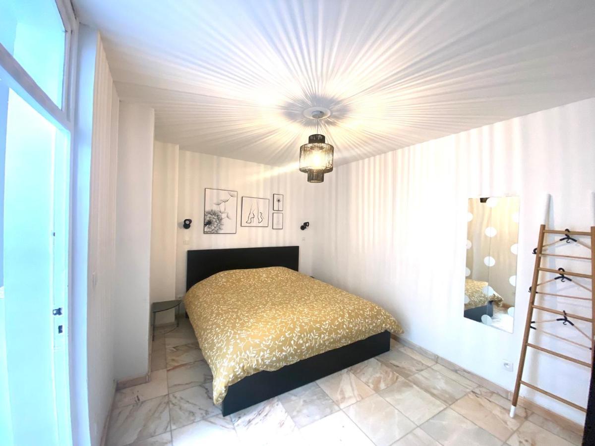 Au Logement Mosan Namur Bagian luar foto
