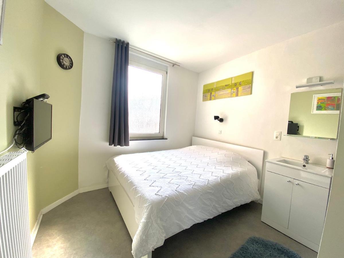 Au Logement Mosan Namur Bagian luar foto